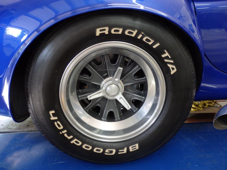 Колеса Shelby Cobra by Kirkham (KMP 174) 2002 года  (фото 46 из 151)